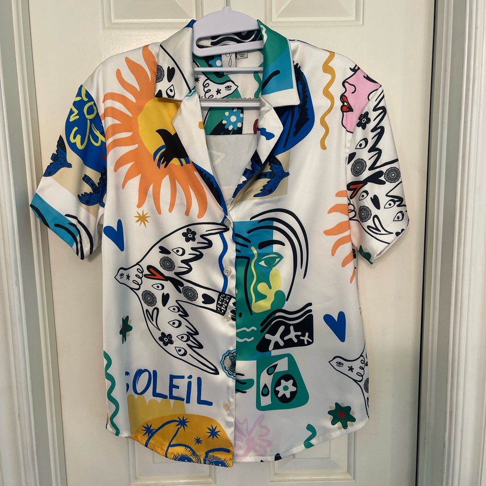 Artwear: Graphic Women’s Shirt